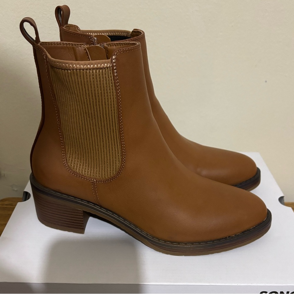 Sonoma Women’s Stylish Boots